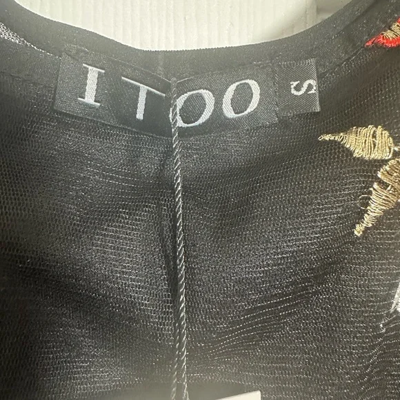 Black and Red Floral Bodysuit with Adjustable Straps Size S (embroidered flowers - Picture 5 of 8